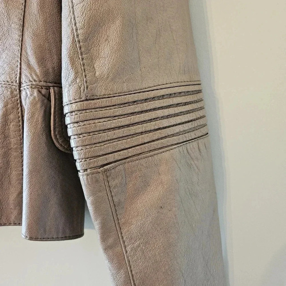 Danier Women's Ruffled Boho Leather Moto Casual Jacket Biker Sand Tan Size XS. - Picture 13 of 15